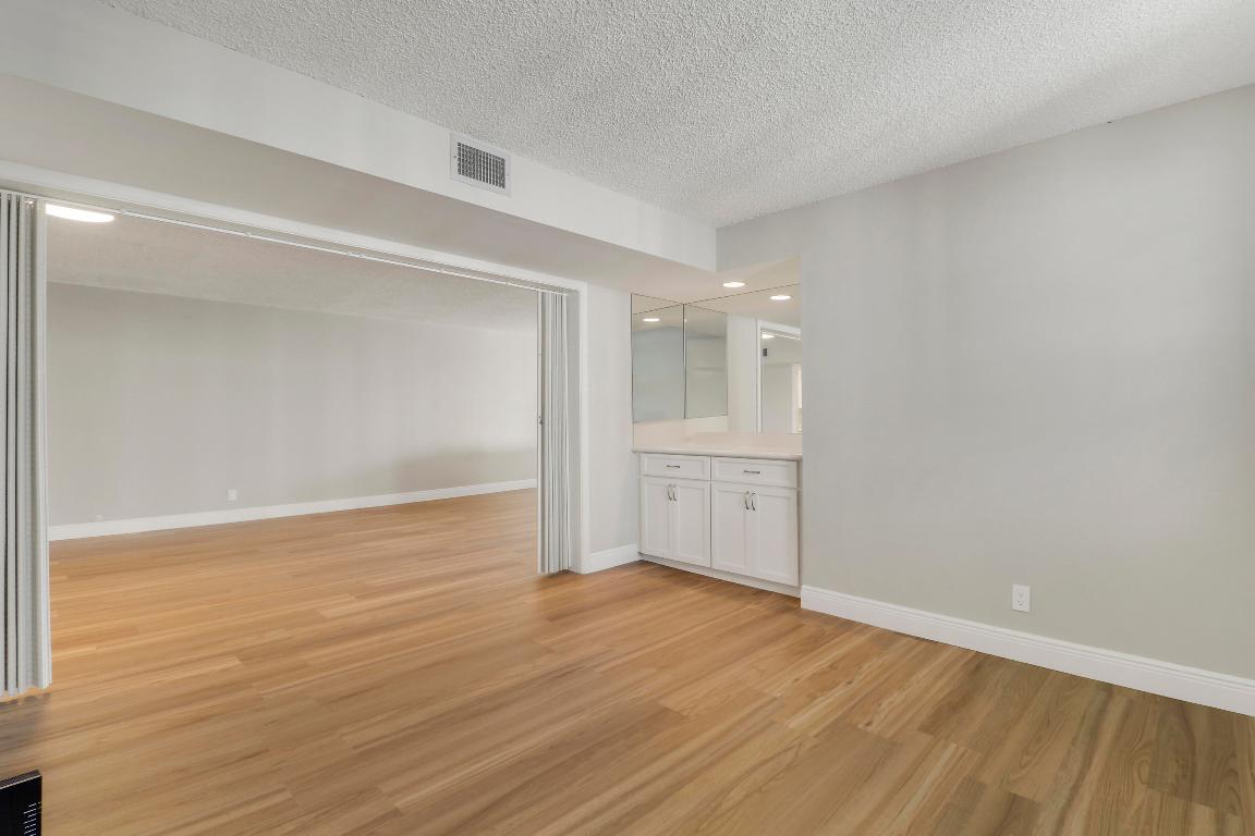 JUPITER COVE CONDO - Residential