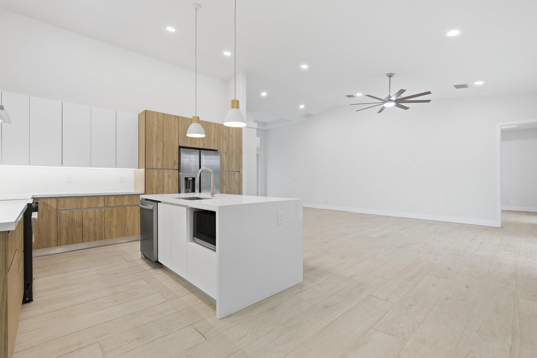 FLORAL PARK - Residential