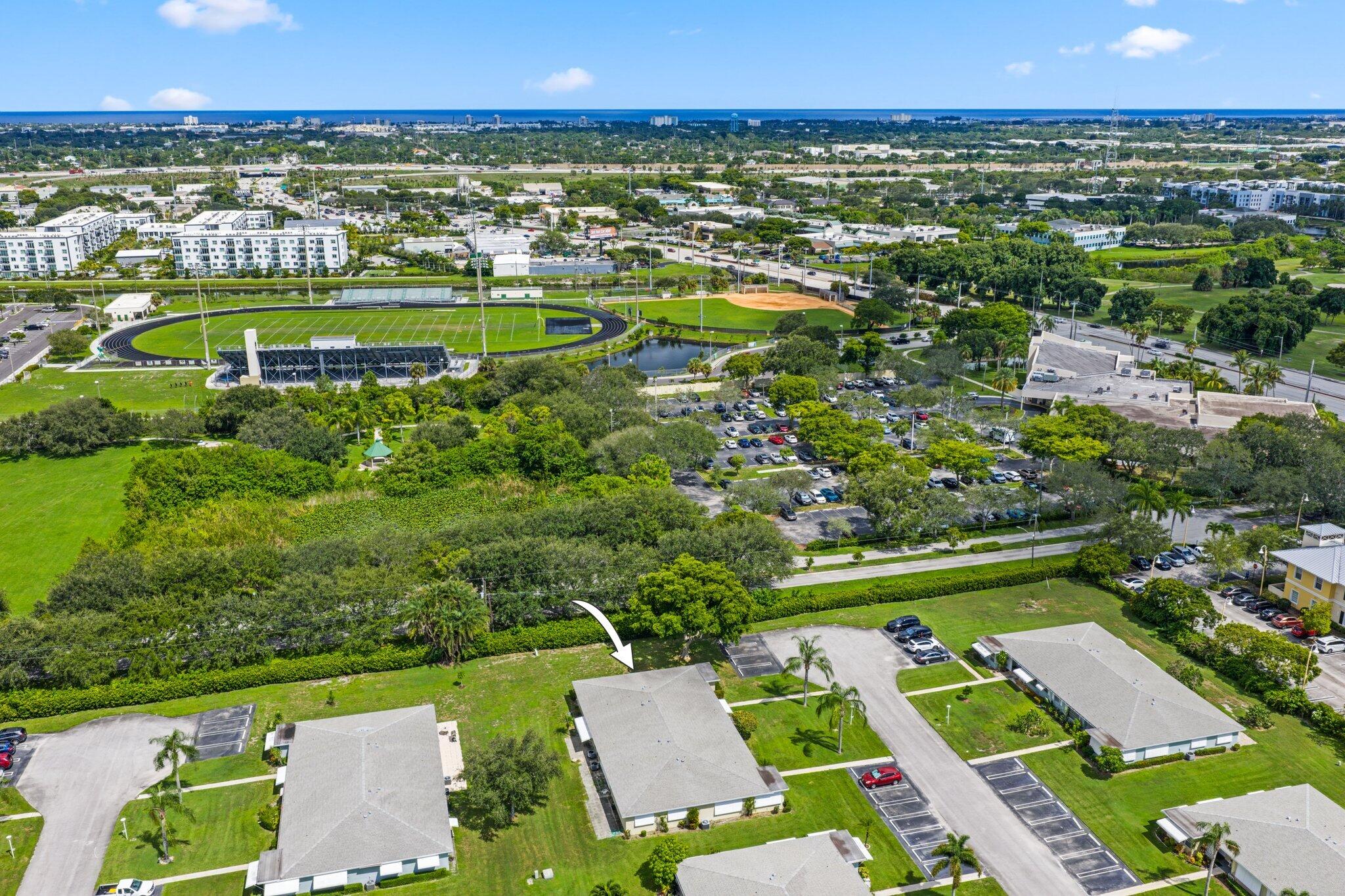 HIGH POINT OF DELRAY BEACH CONDO SEC I - Residential