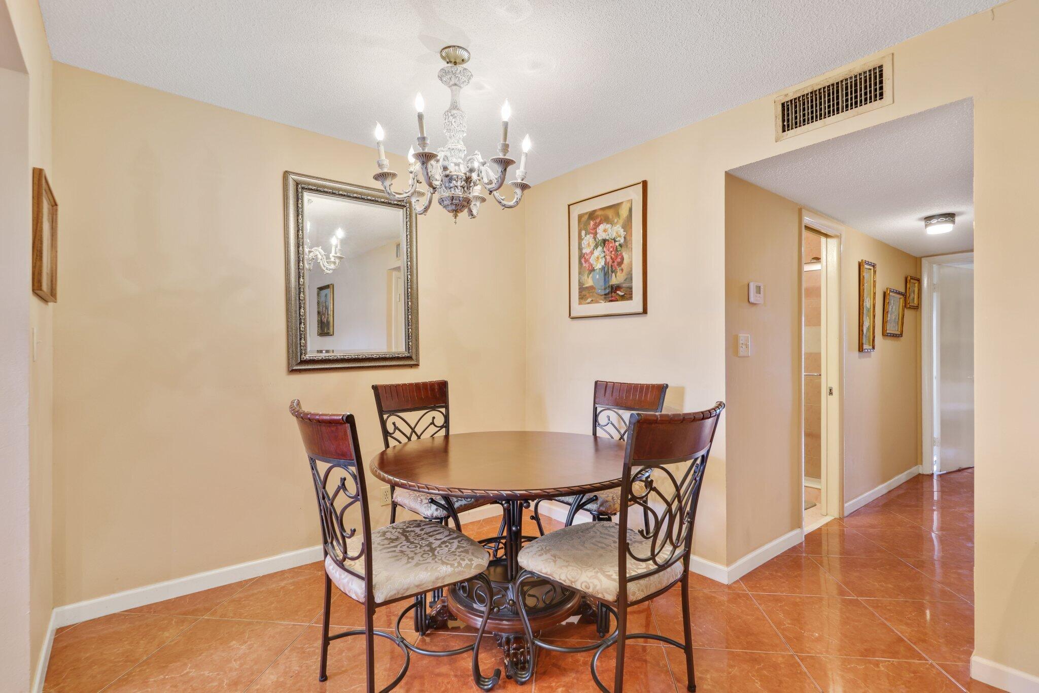 HIGH POINT OF DELRAY BEACH CONDO SEC I - Residential