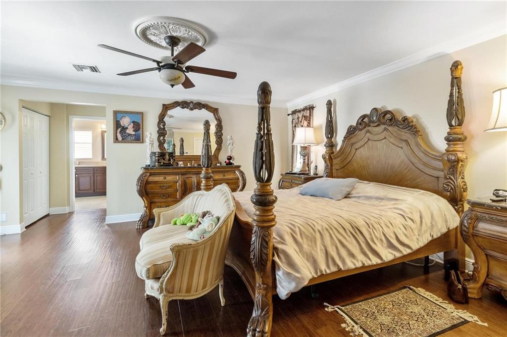 Pine Ridge 112-37 B - Residential