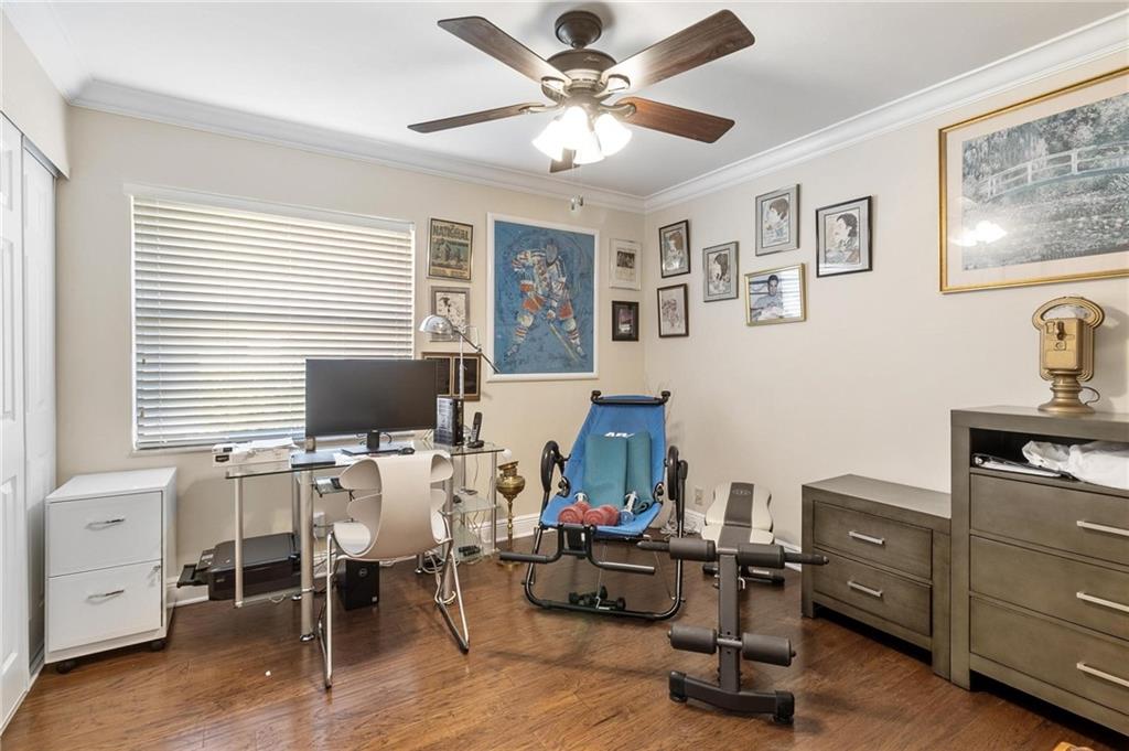 Pine Ridge 112-37 B - Residential