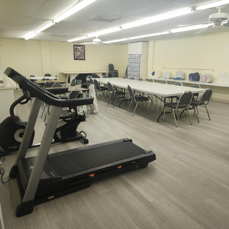 THE LITTLE CLUB CONDO - Residential