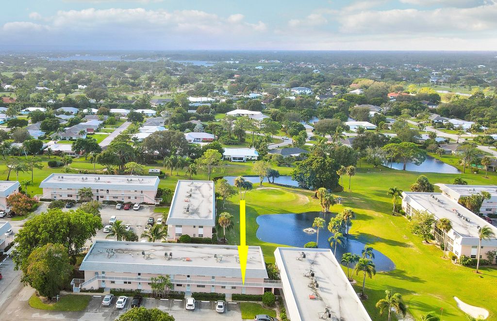 Photo of 18081 SE Country Club Drive #13-125, Jupiter, FL 33469 (MLS # R11136237)