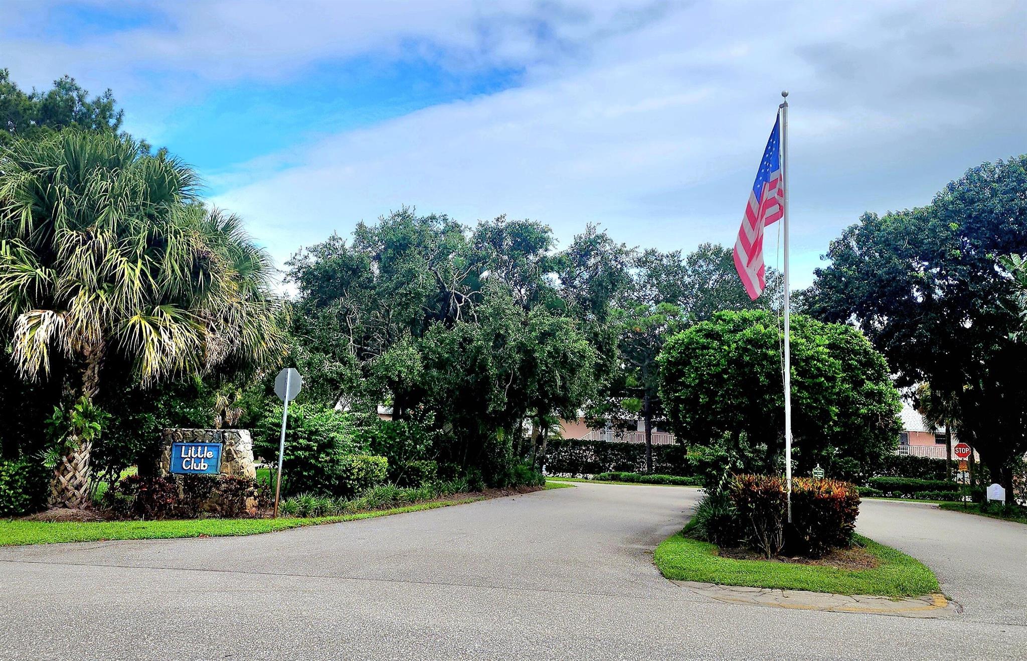 THE LITTLE CLUB CONDO - Residential