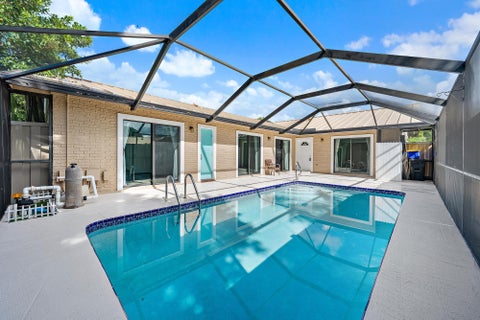 Photo of 5896 Golden Eagle Circle, Palm Beach Gardens, FL 33418 (MLS # B26072277)