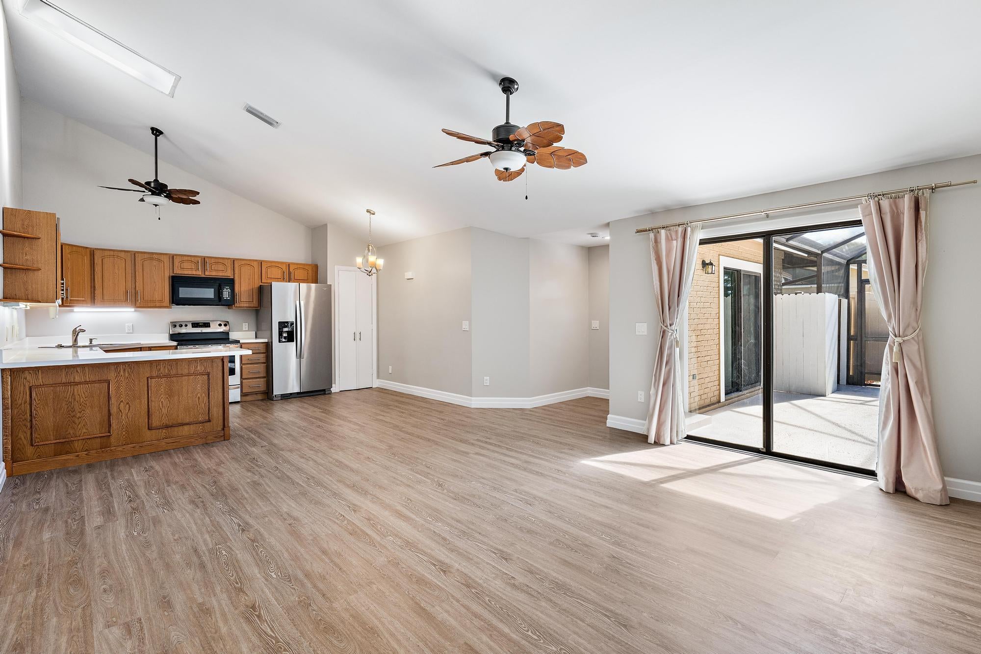 5896 Golden Eagle Circle
