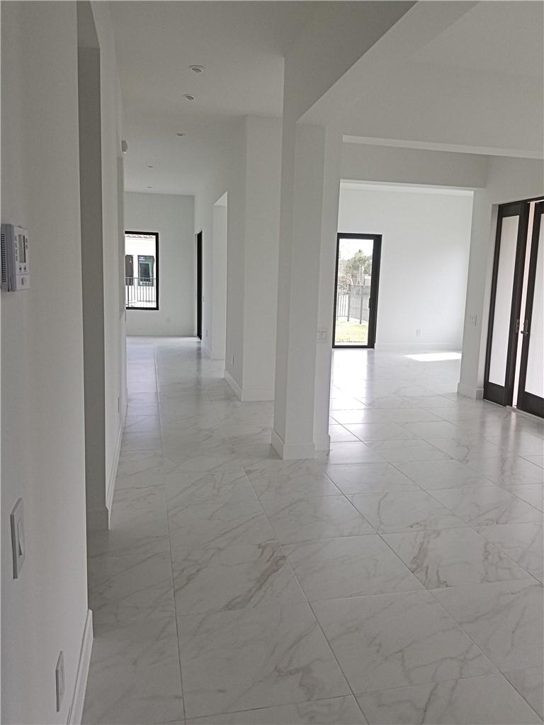 5939 Brookfield Circle West 5939