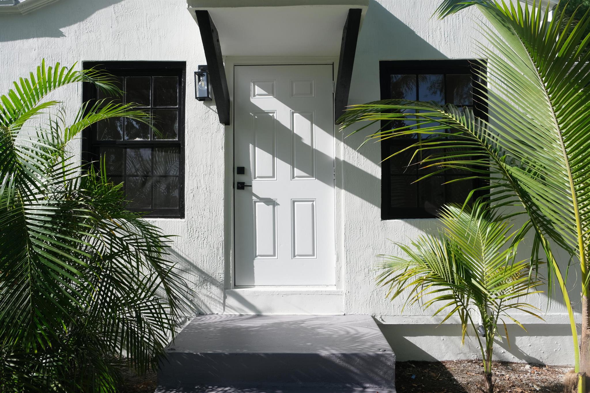 816 Tuscaloosa Street, West Palm Beach, FL, 33405/$549,999 2 816 Tuscaloosa Street