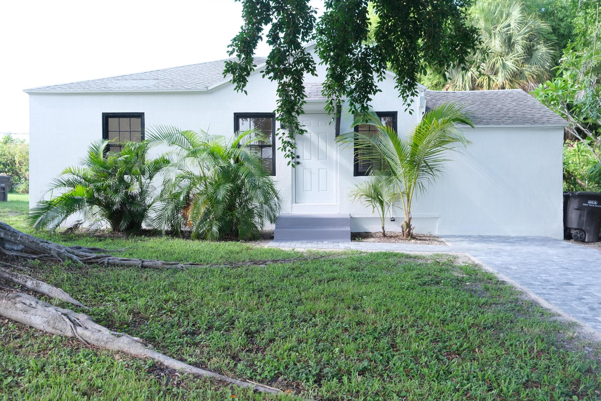 816 Tuscaloosa Street, West Palm Beach, FL, 33405/$549,999 1 816 Tuscaloosa Street