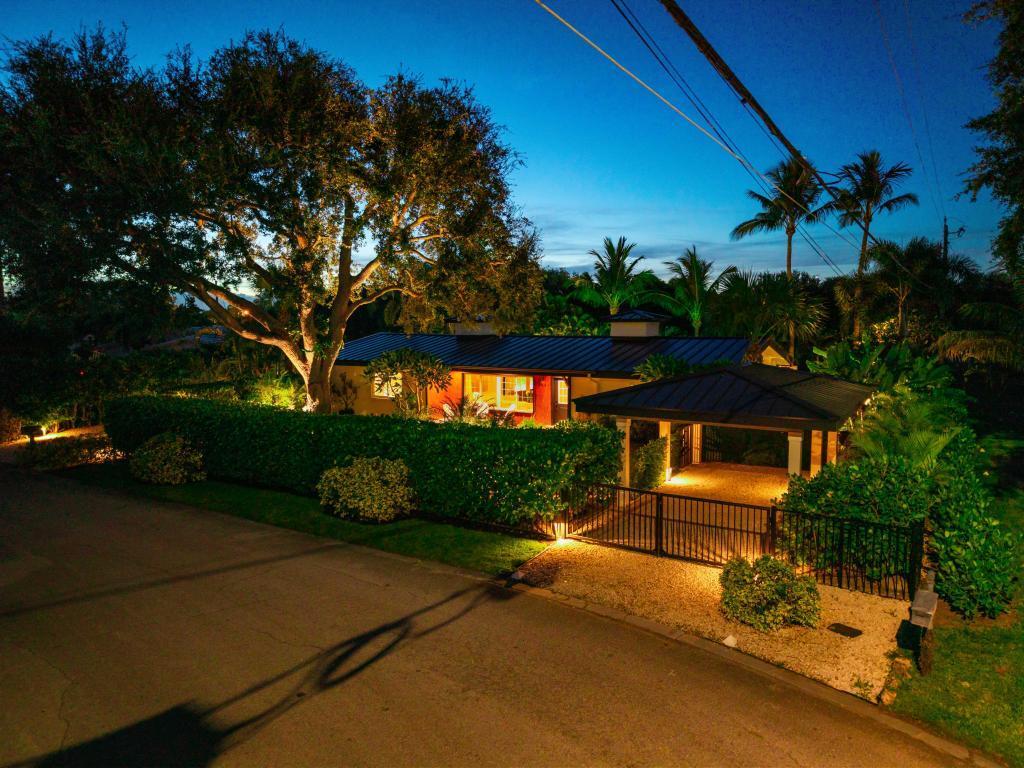 LAKE CLARKE ISLE - Residential