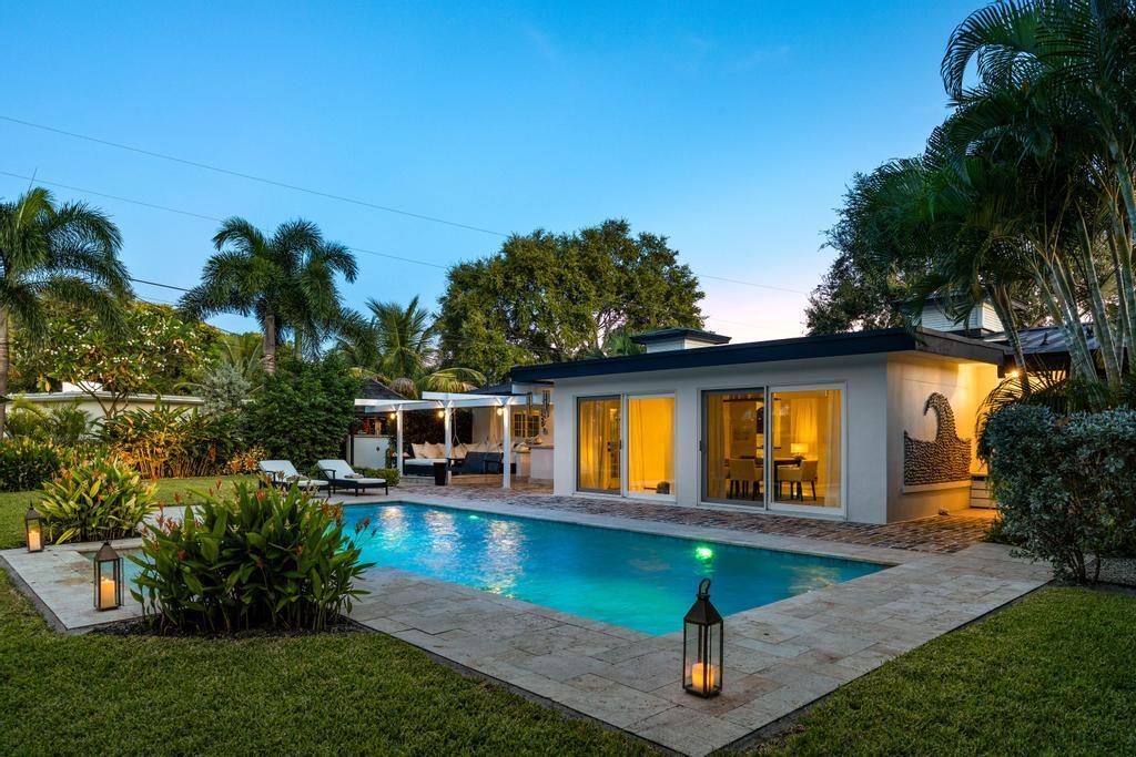 LAKE CLARKE ISLE - Residential