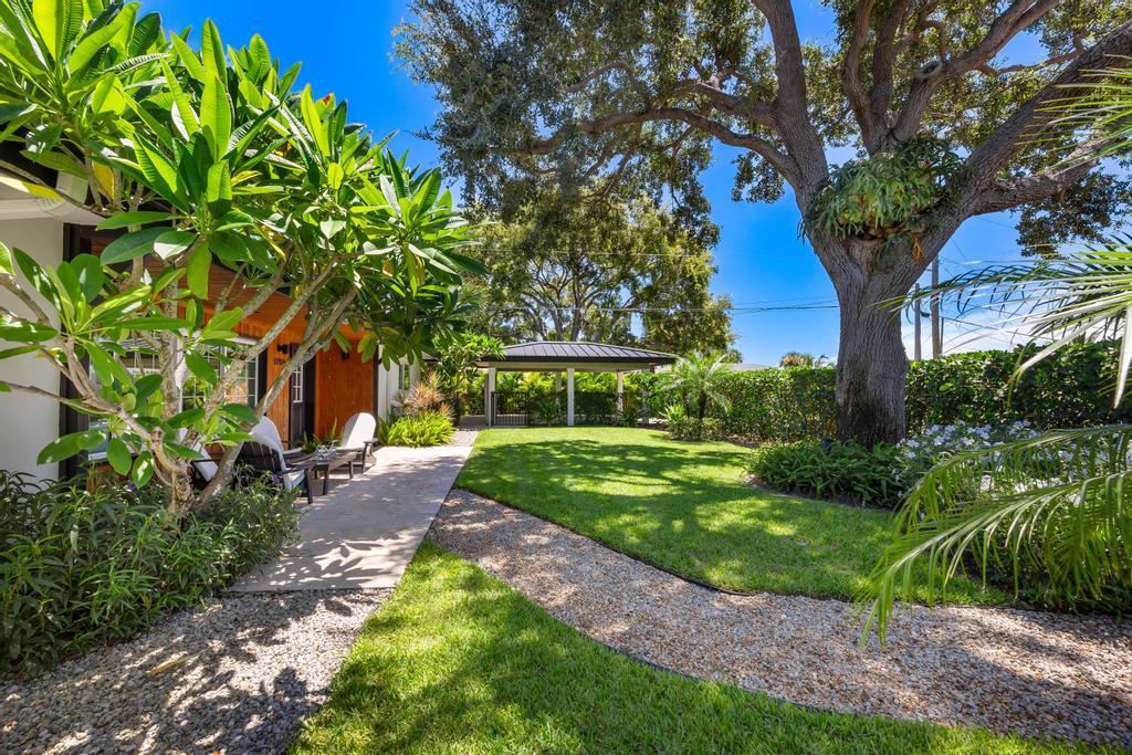 LAKE CLARKE ISLE - Residential