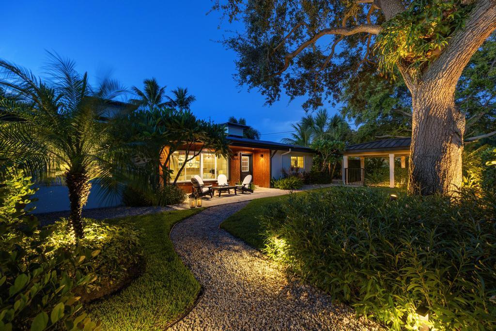 LAKE CLARKE ISLE - Residential