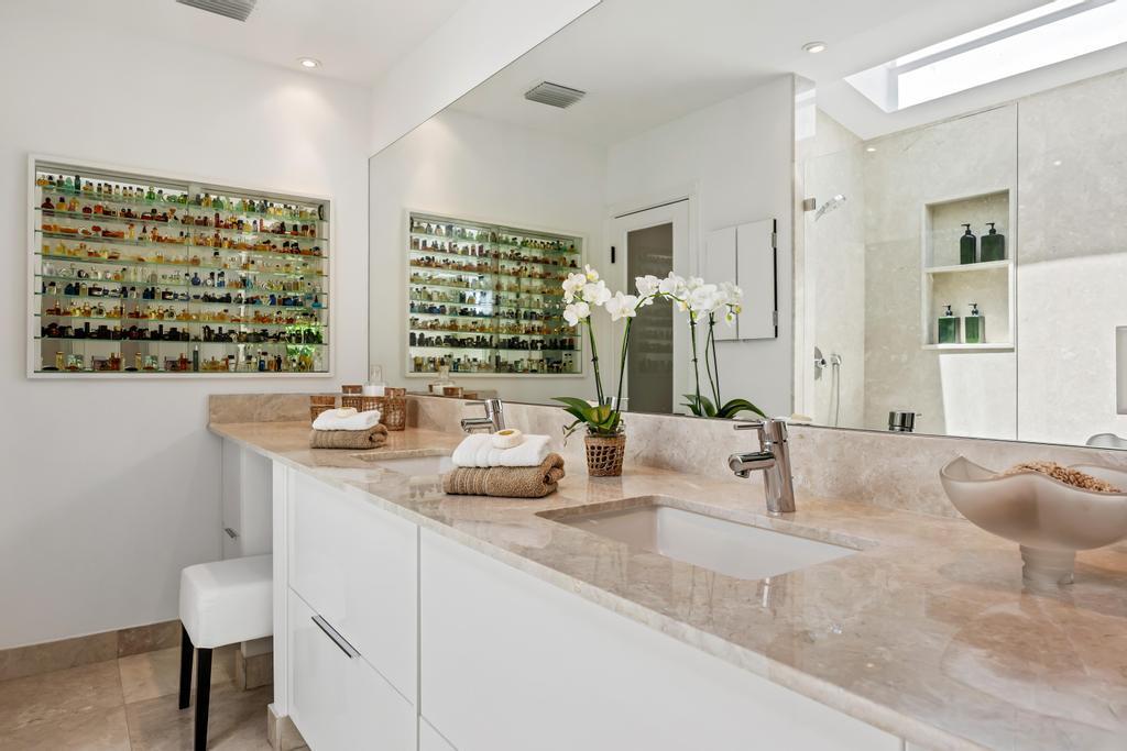 LAKE CLARKE ISLE - Residential