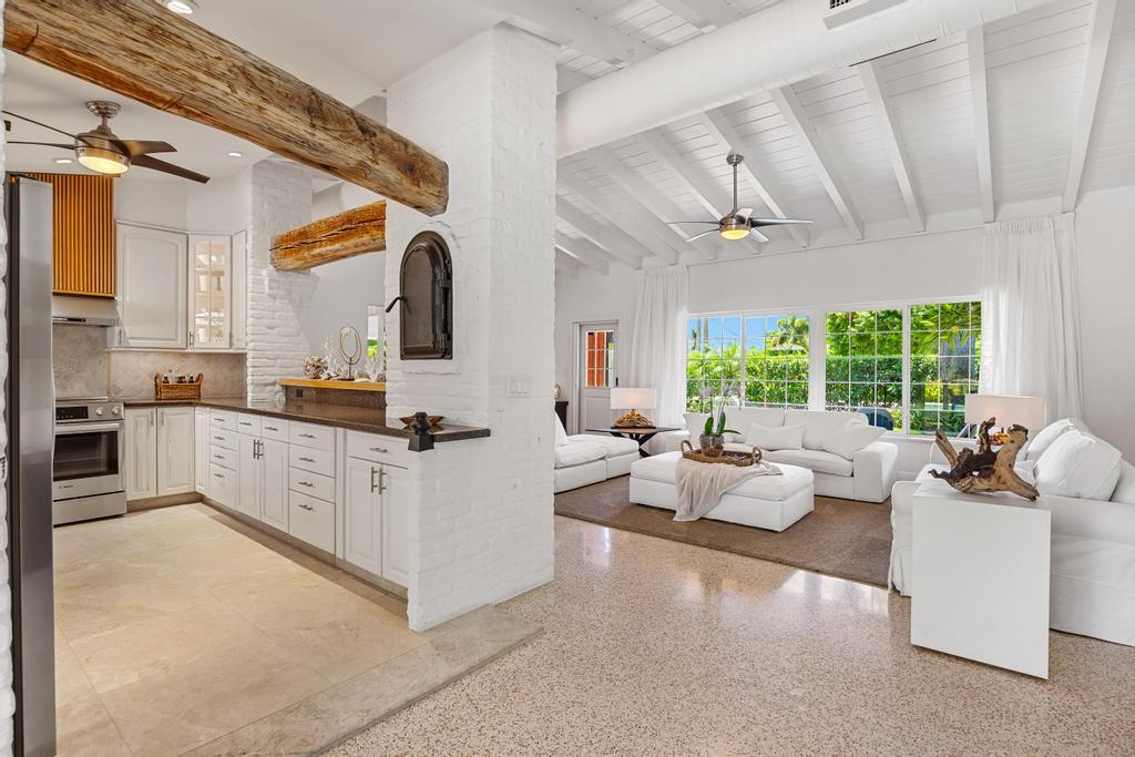 LAKE CLARKE ISLE - Residential