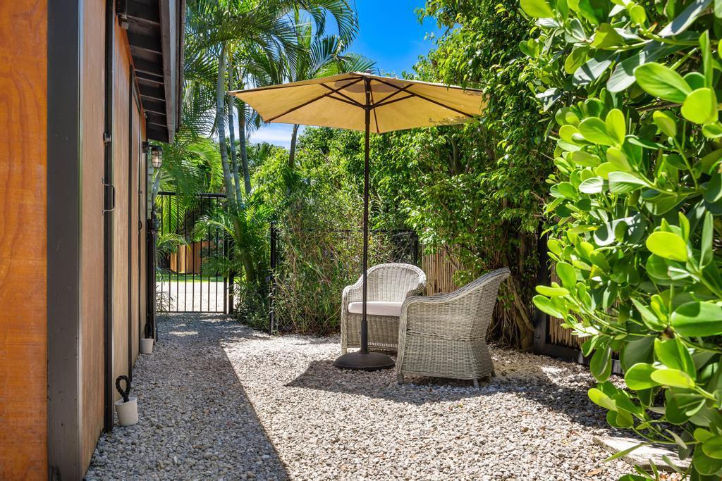 LAKE CLARKE ISLE - Residential