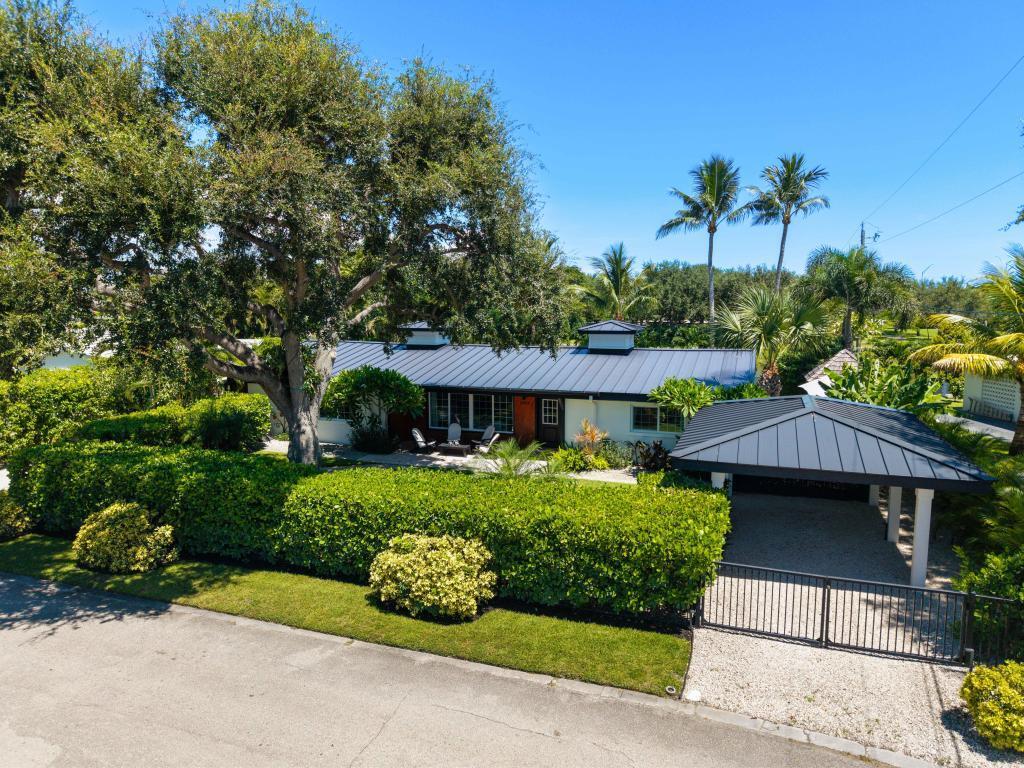 LAKE CLARKE ISLE - Residential