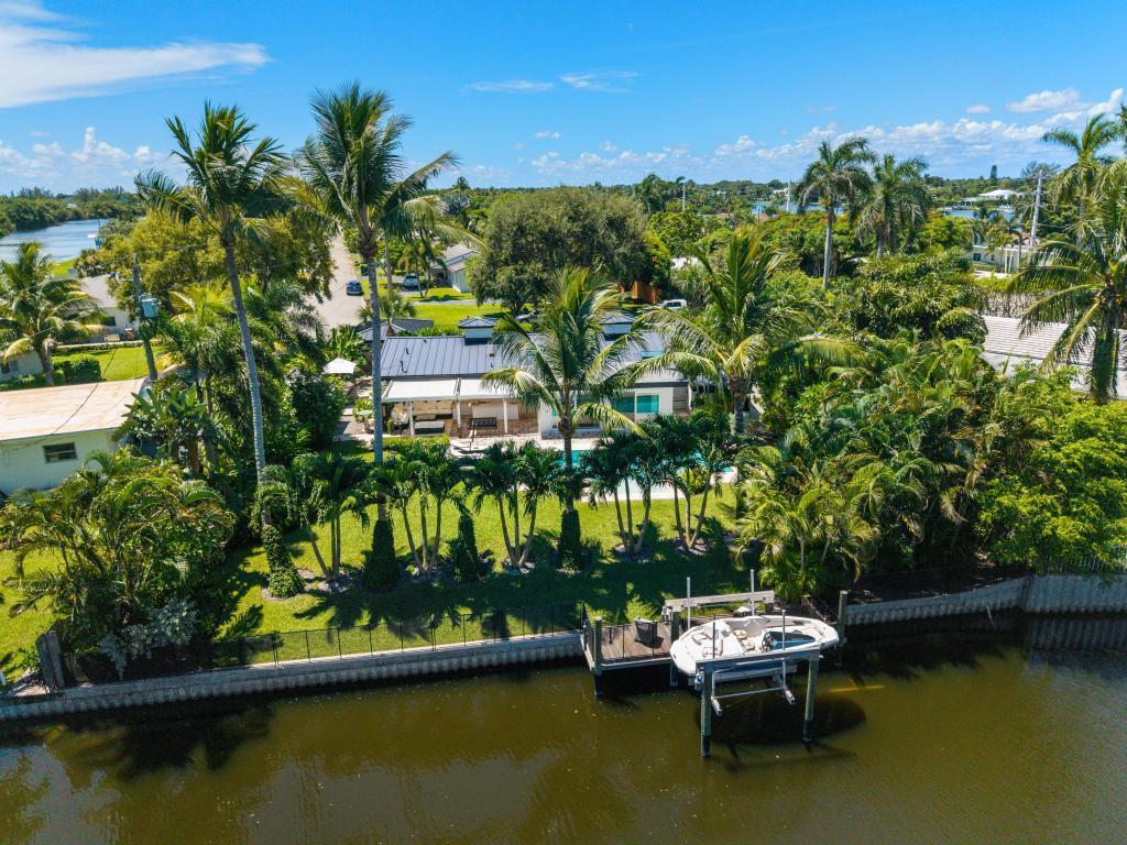 LAKE CLARKE ISLE - Residential