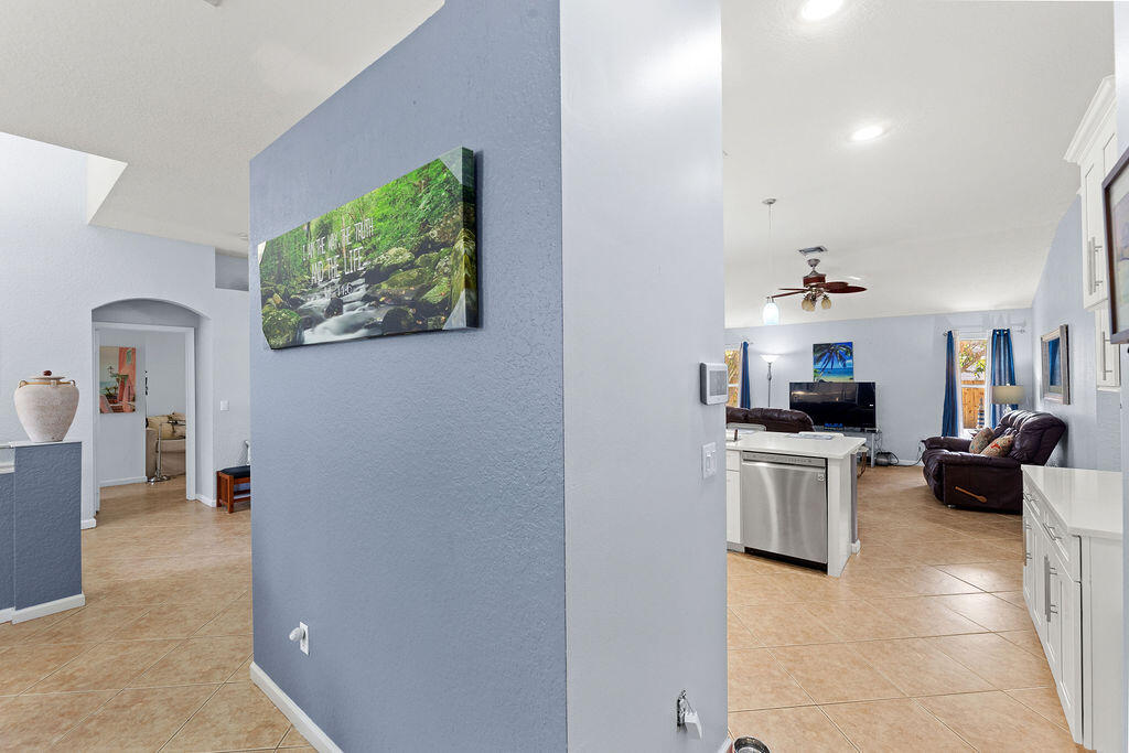 PORT ST LUCIE SECTION 28 - Residential