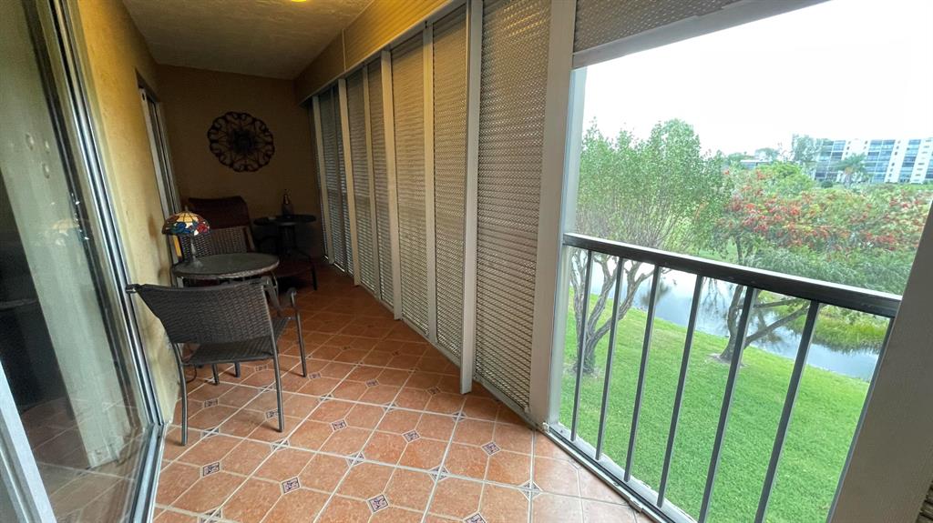 HUNTINGTON LAKES SEC TWO CONDOS - Residential Lease