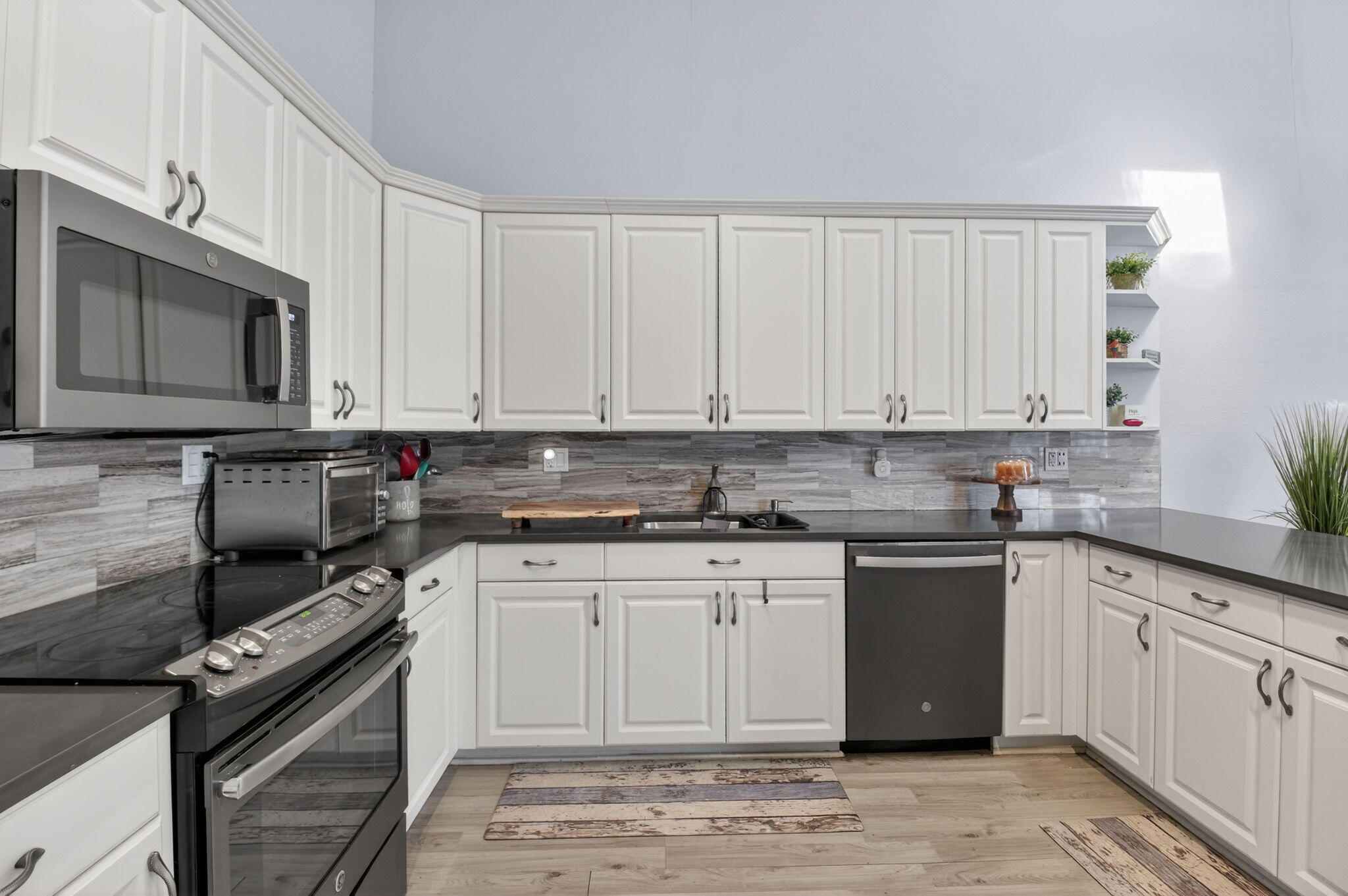 BOCA GARDENS - Residential