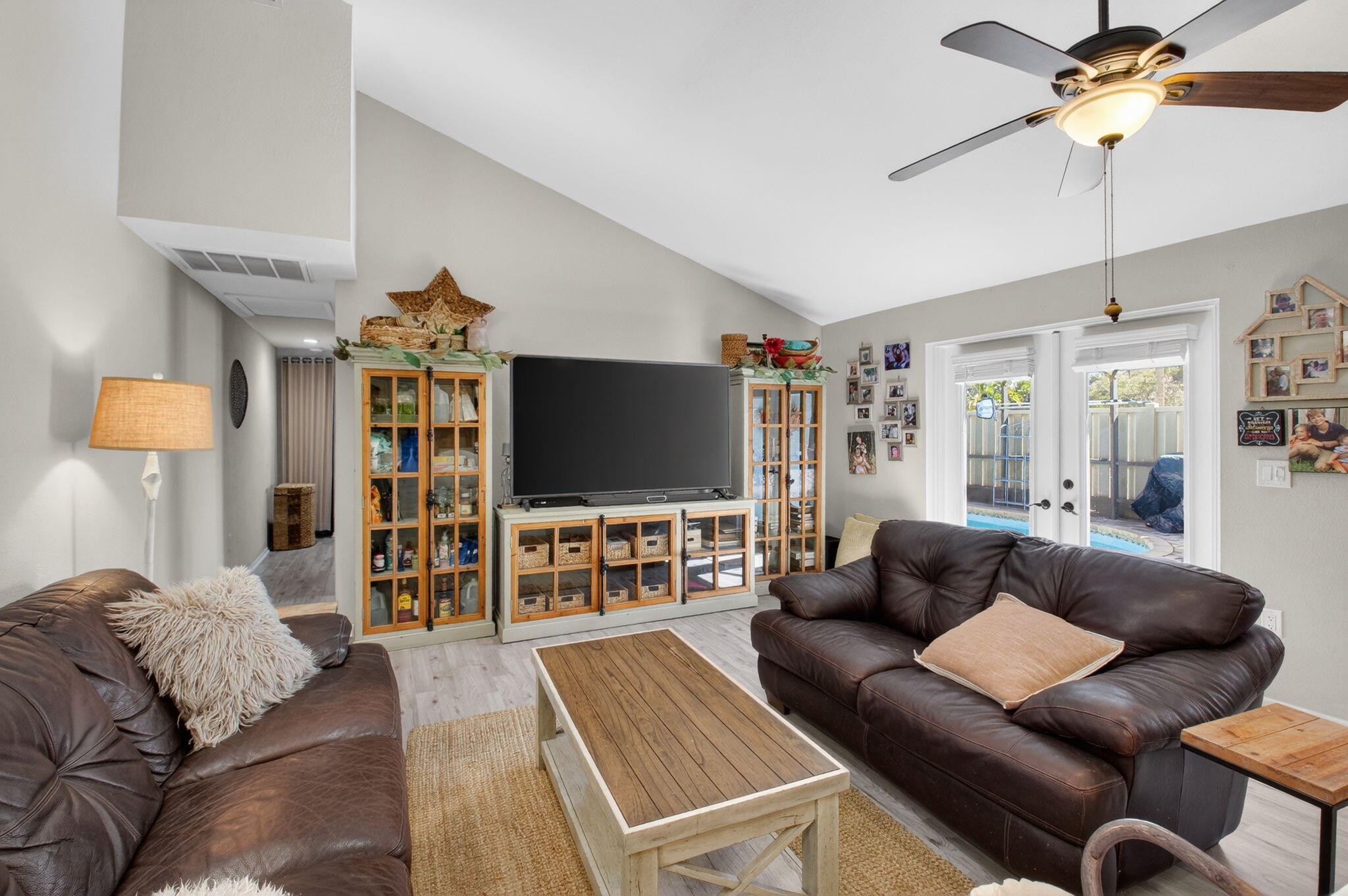 BOCA GARDENS - Residential