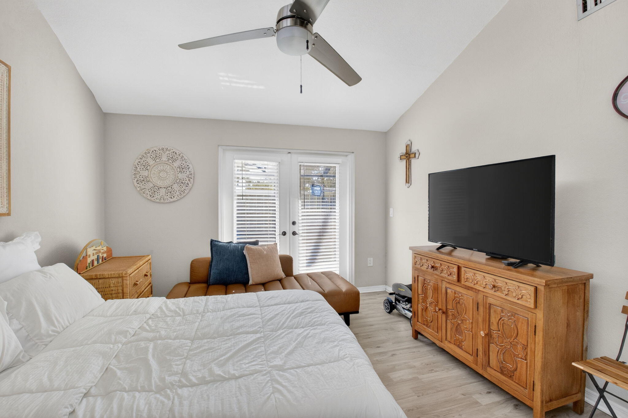 BOCA GARDENS - Residential