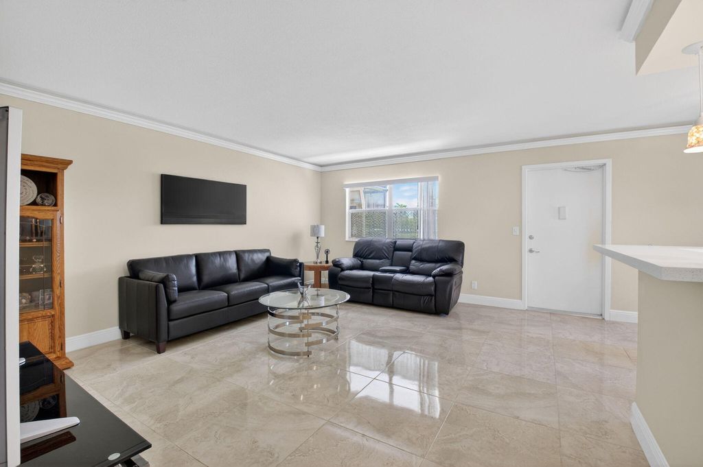 Photo of 205 Flanders E Ln, Delray Beach, FL 33484 (MLS # R11167223)
