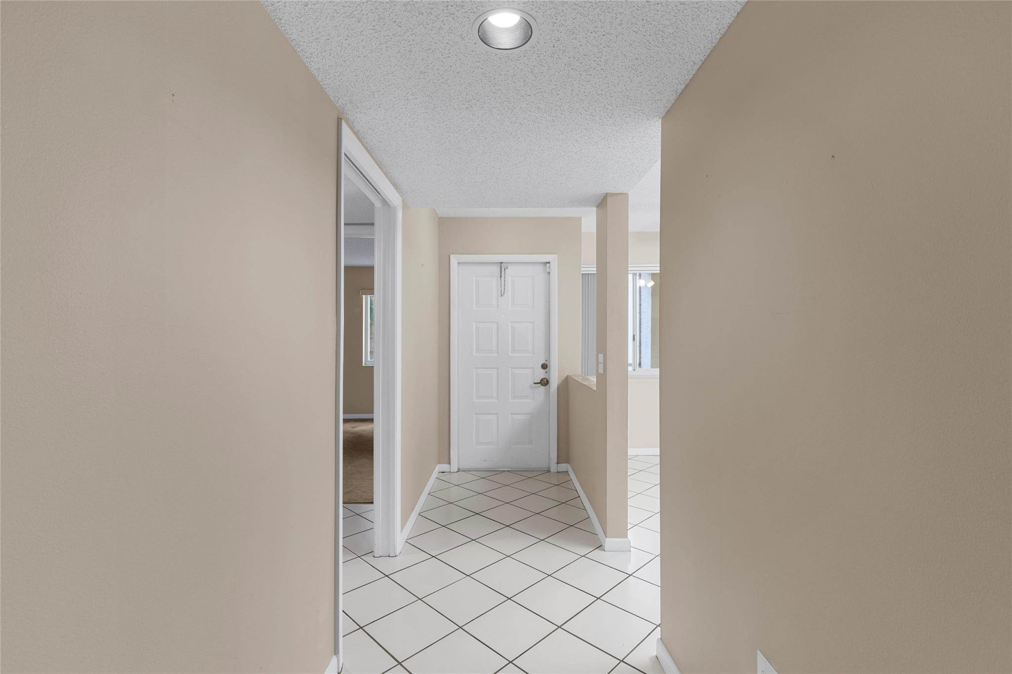 TRENT CONDOMINIUM - Residential