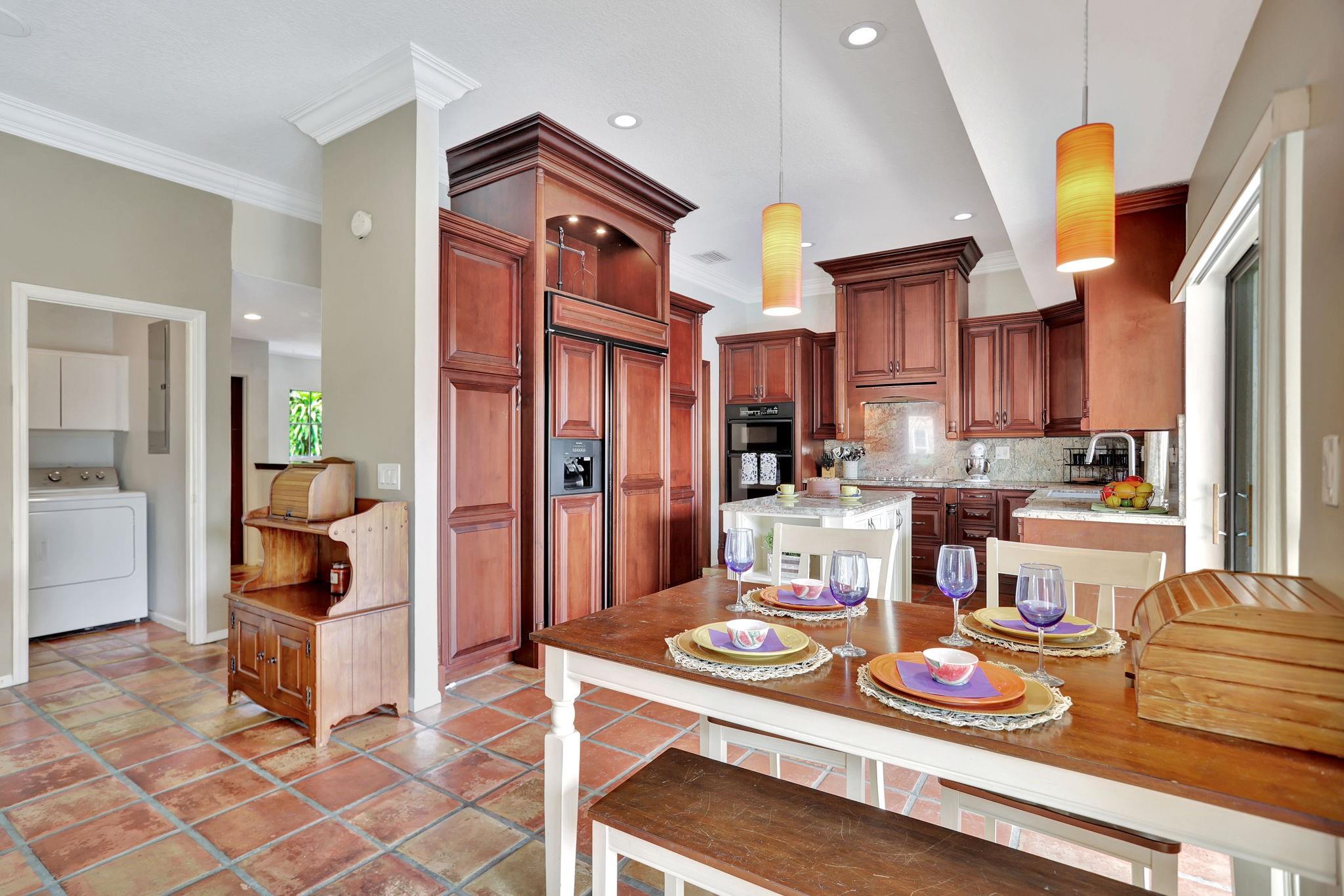 Alta Vista 93-9 B - Residential