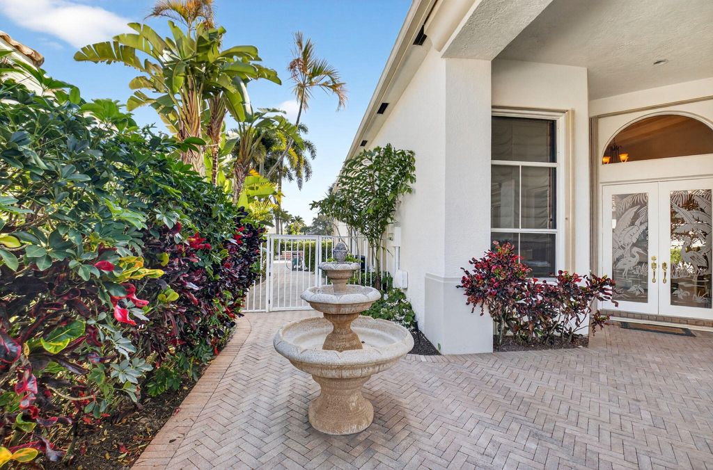 Photo of 16172 Via Monteverde, Delray Beach, FL 33446 (MLS # R11159223)