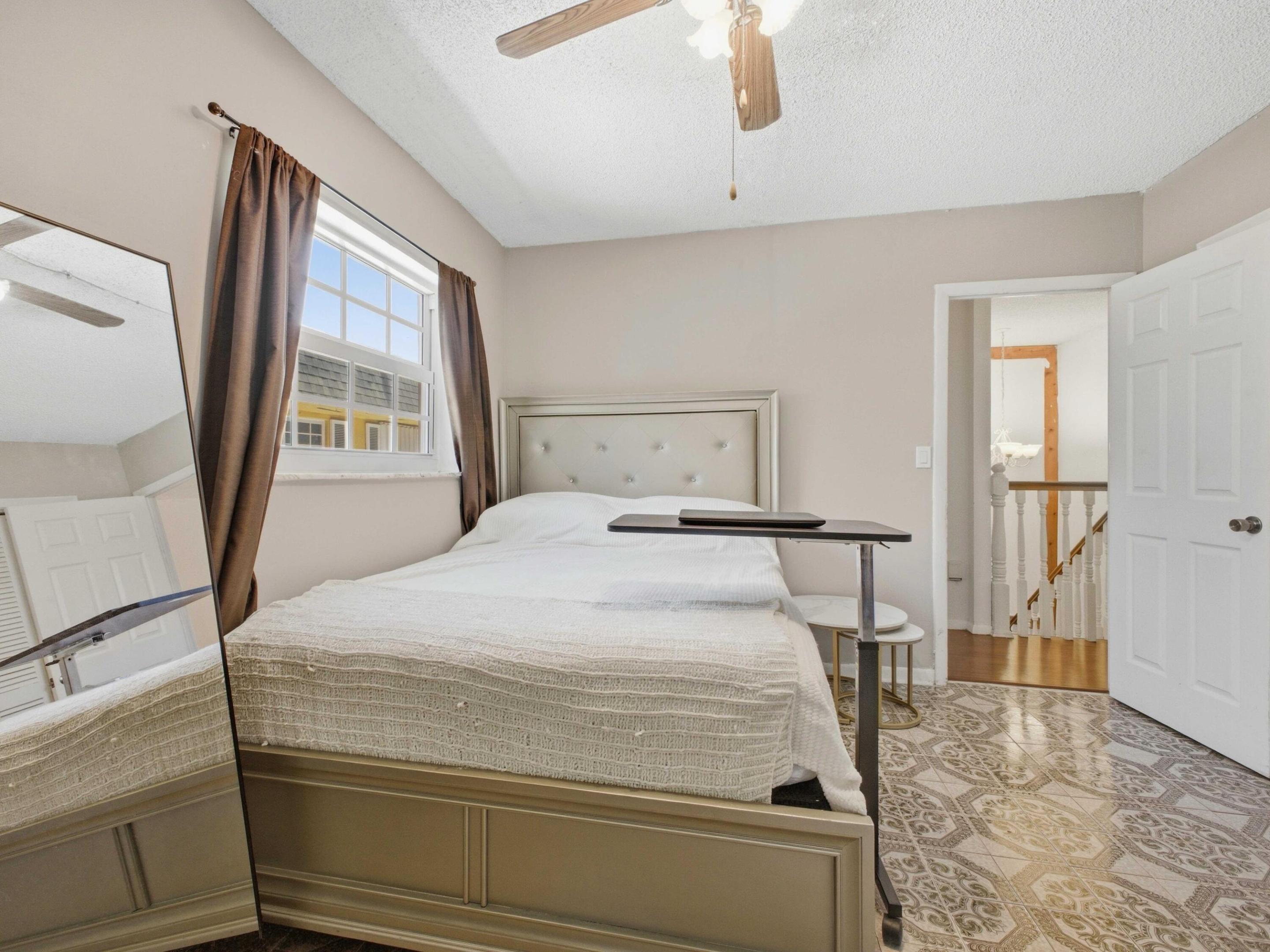 PALM TOWNHOUSE CONDO - Residential