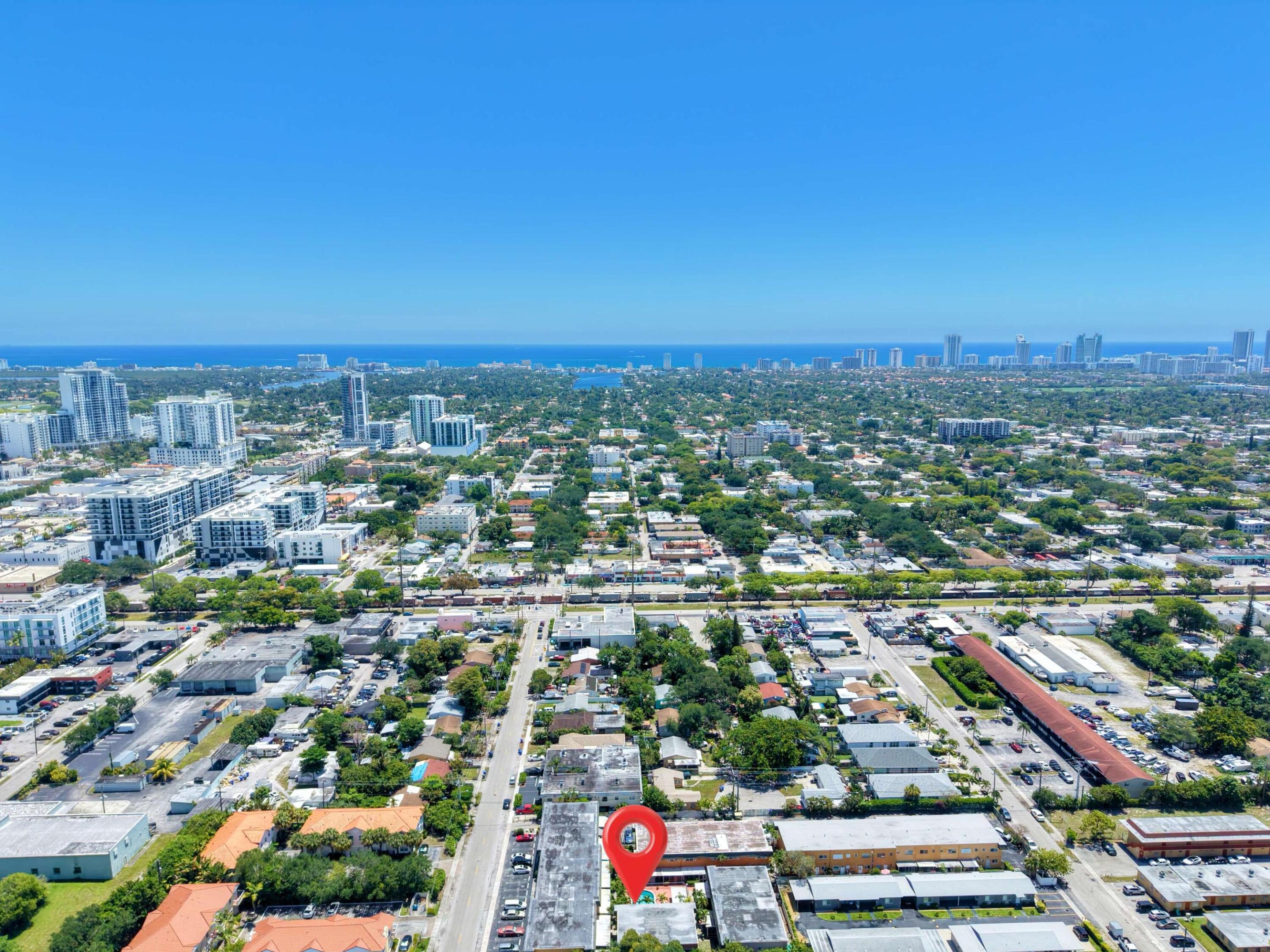 PALM TOWNHOUSE CONDO - Residential