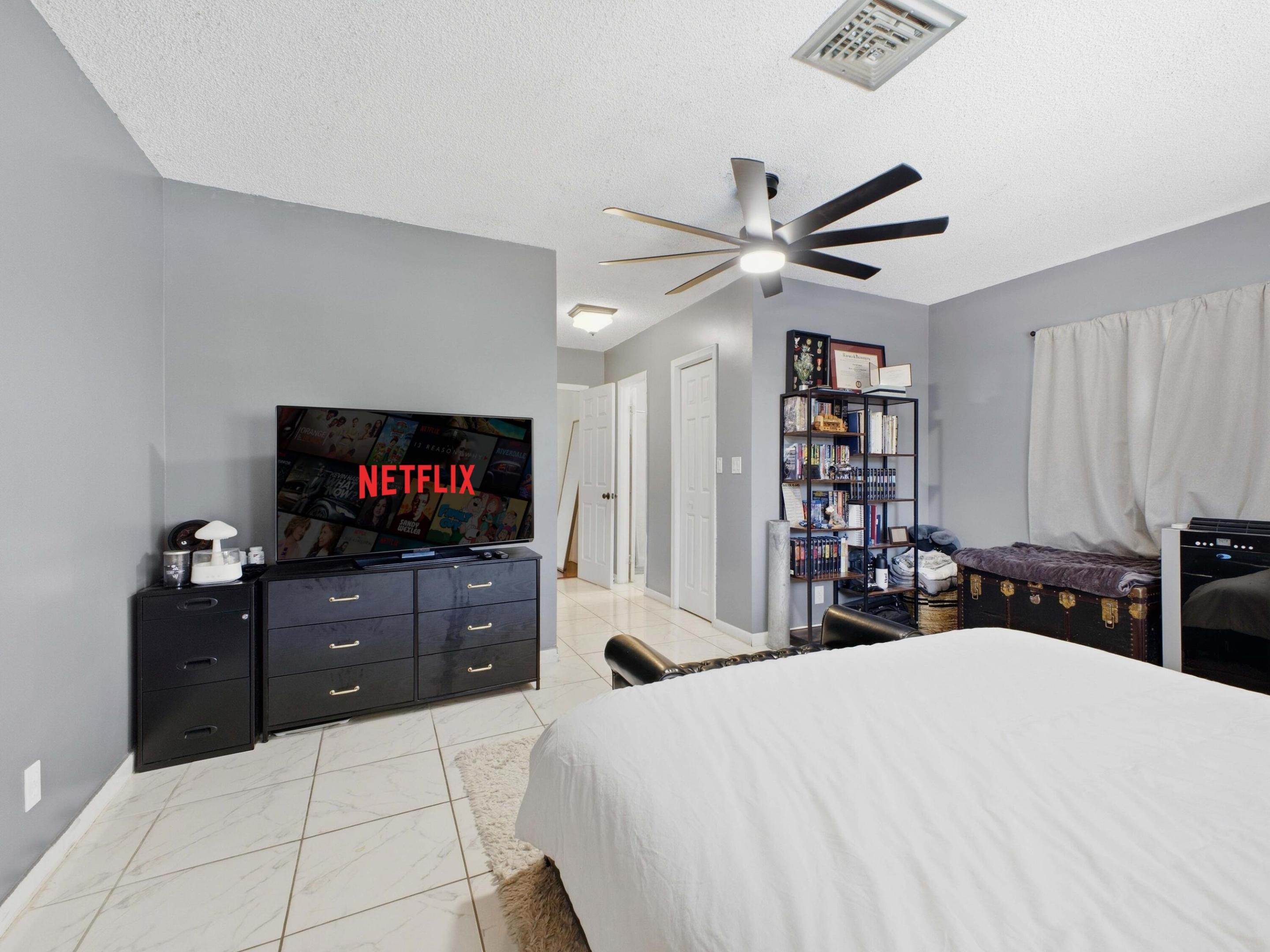 PALM TOWNHOUSE CONDO - Residential