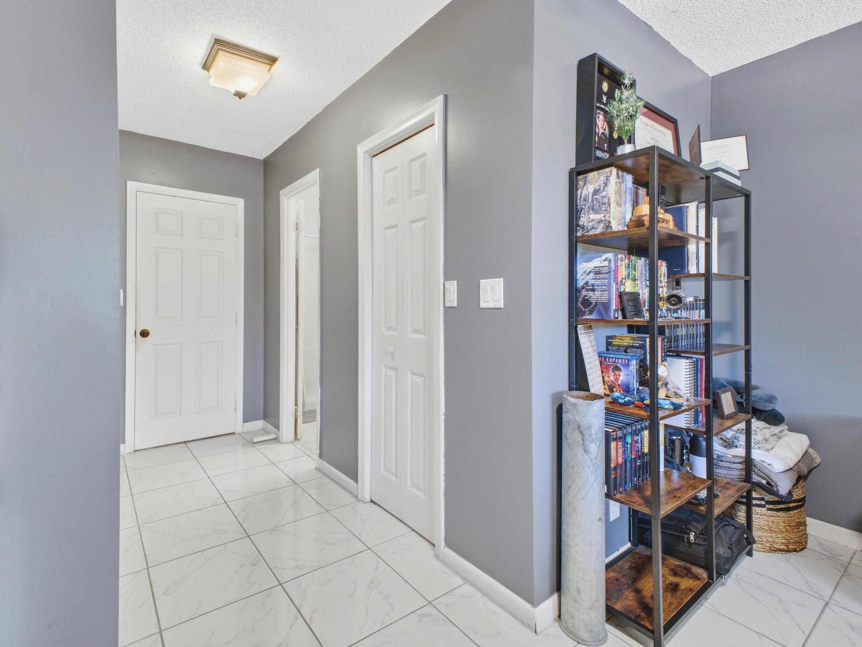 PALM TOWNHOUSE CONDO - Residential