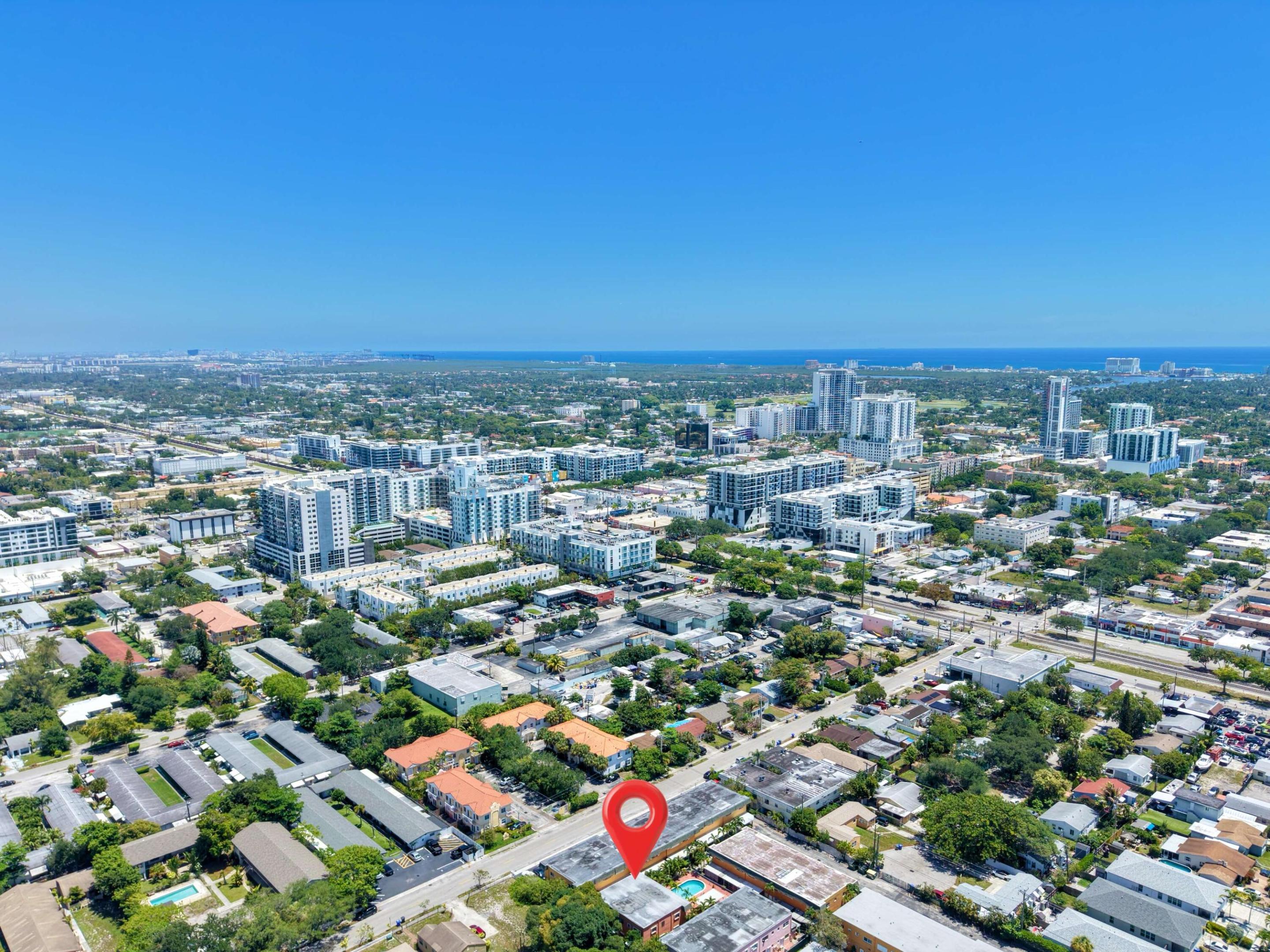 PALM TOWNHOUSE CONDO - Residential