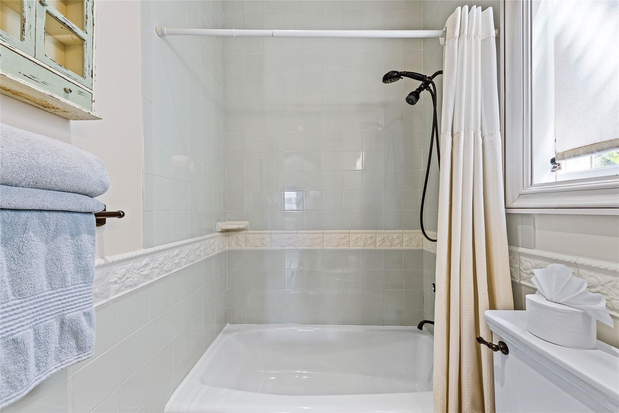 Nurmi Isles Island 2 - Residential Lease