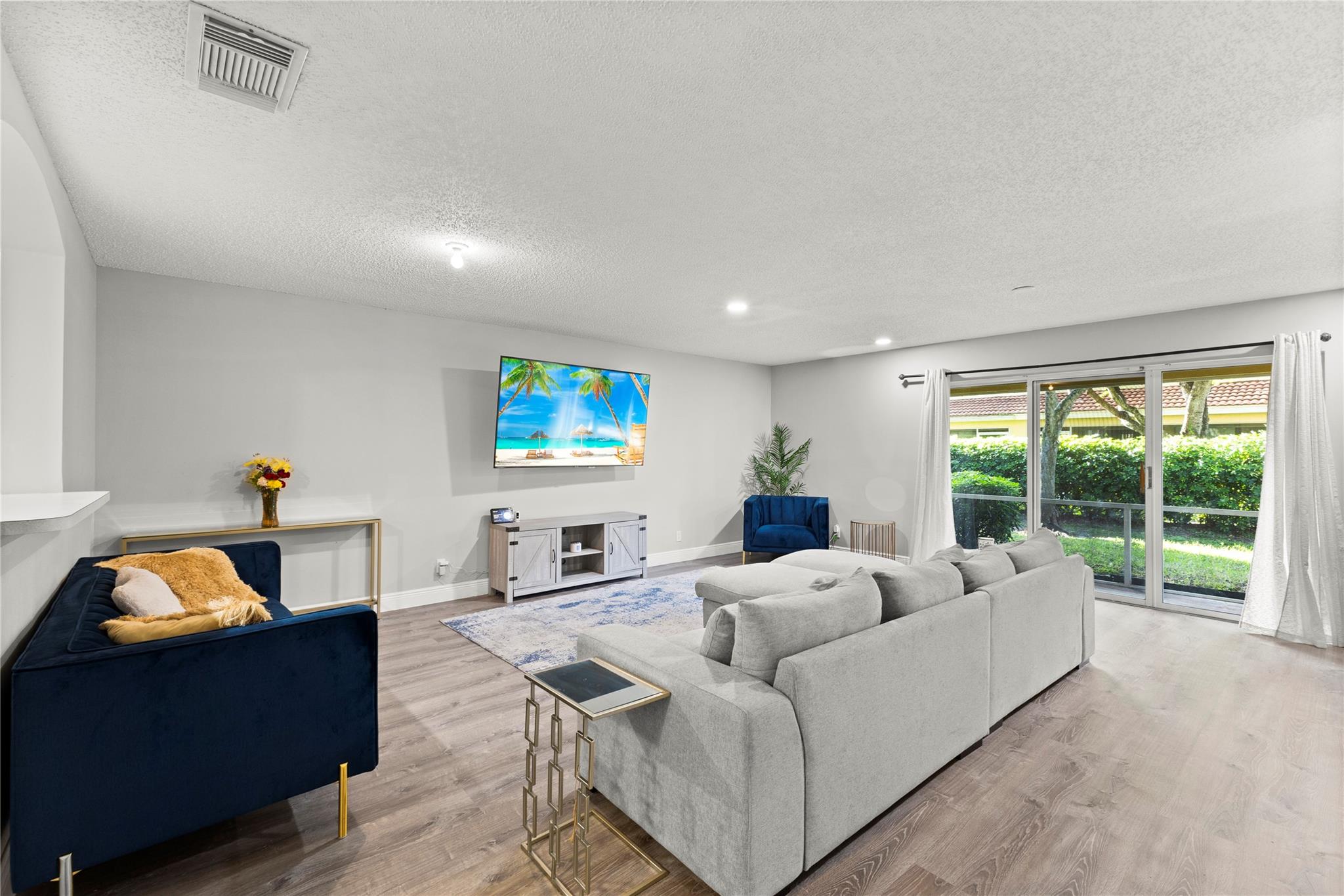 MELEAR - Residential