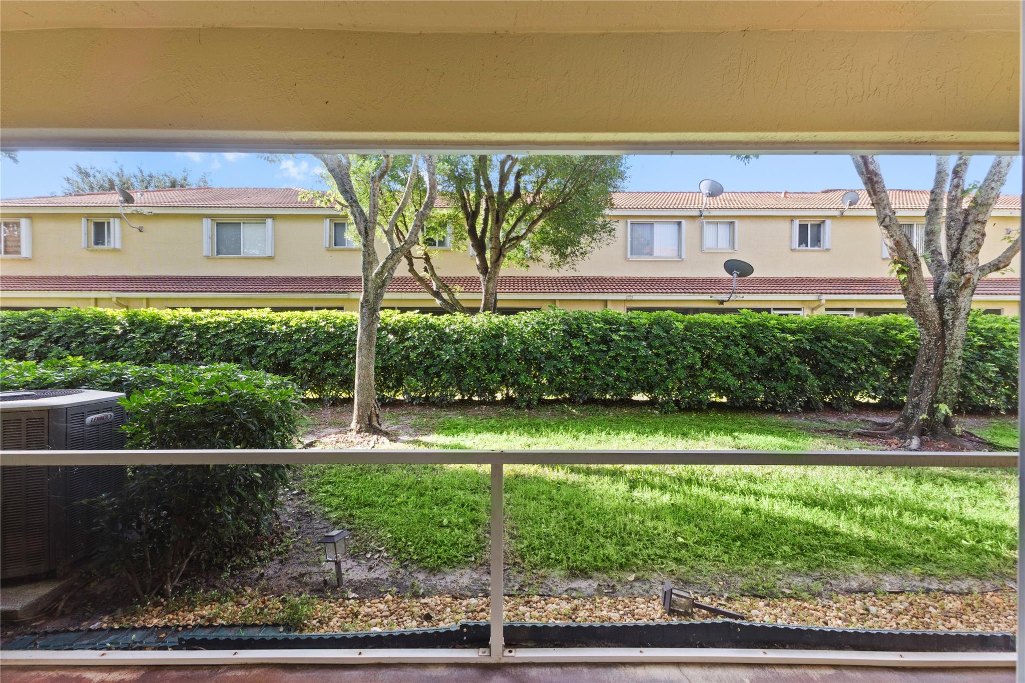 MELEAR - Residential