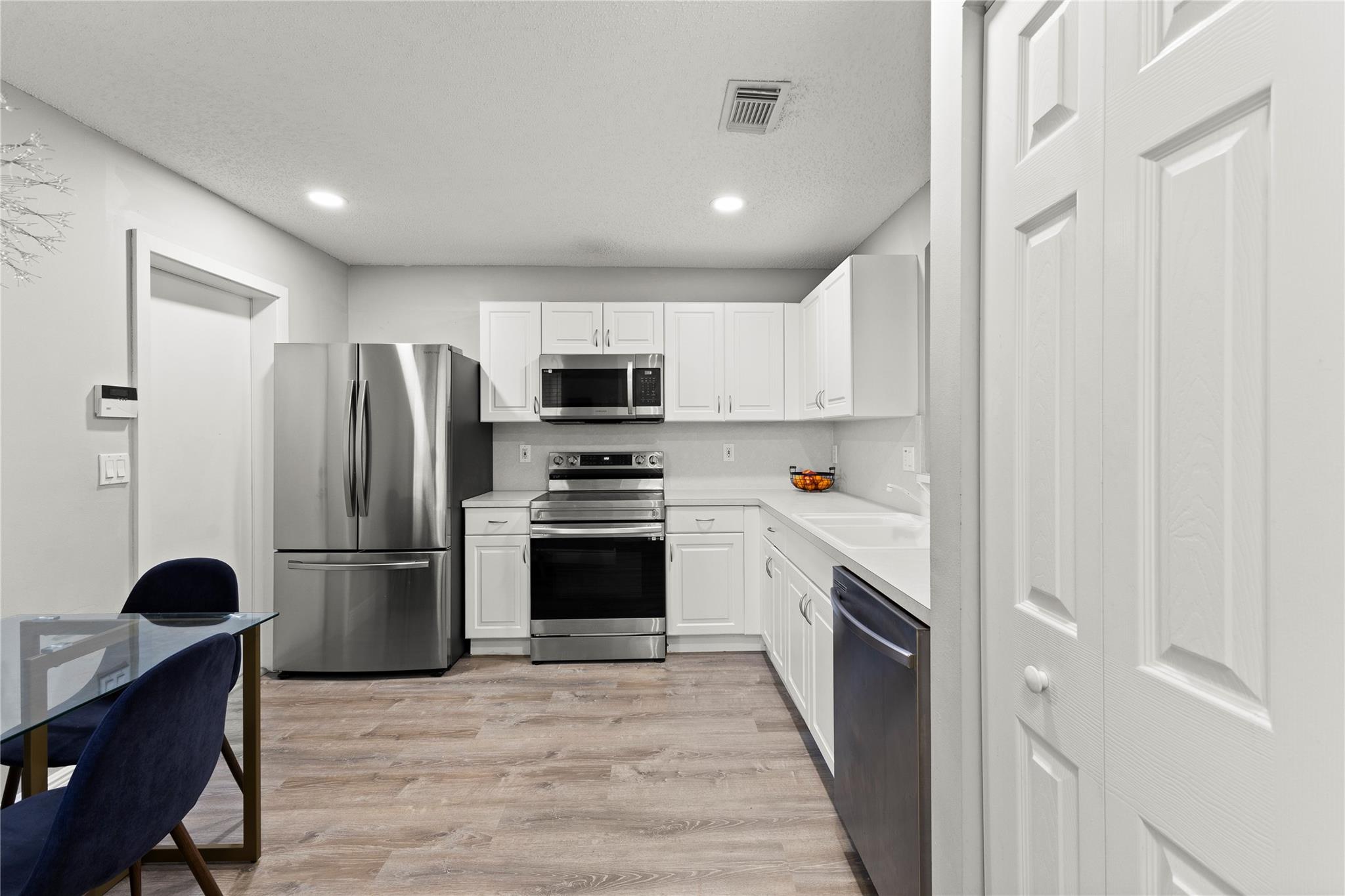MELEAR - Residential