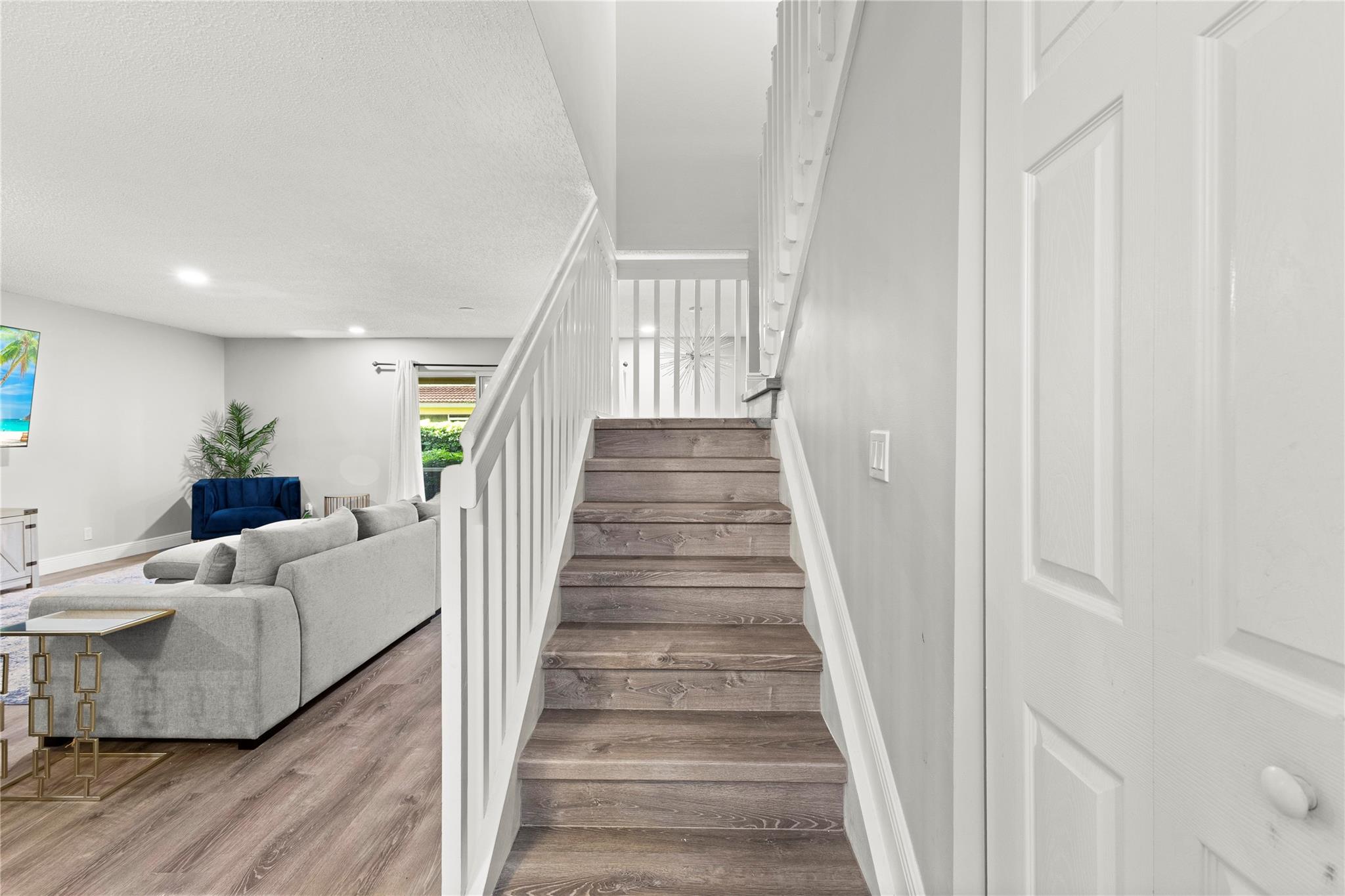 MELEAR - Residential