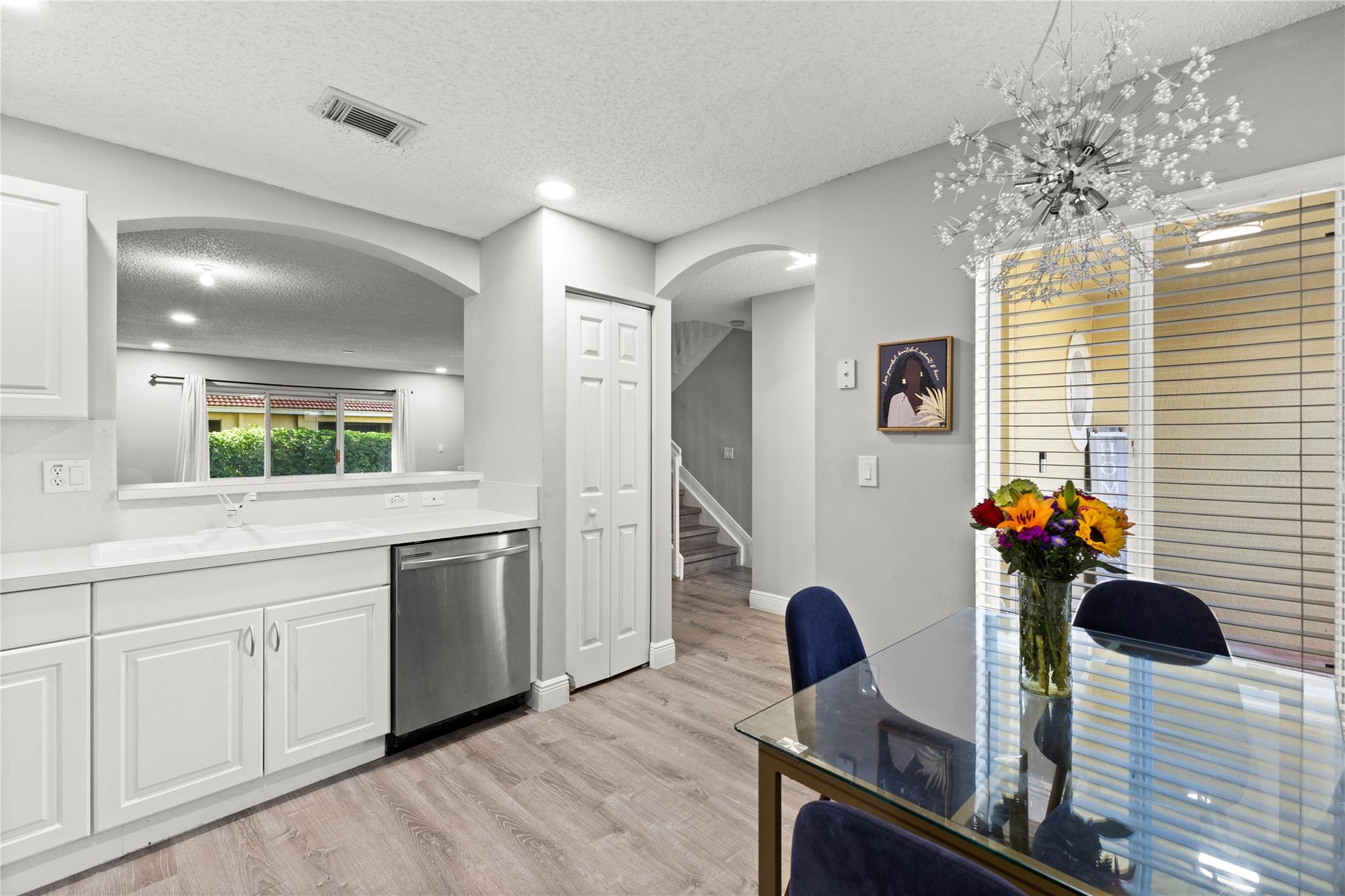 MELEAR - Residential