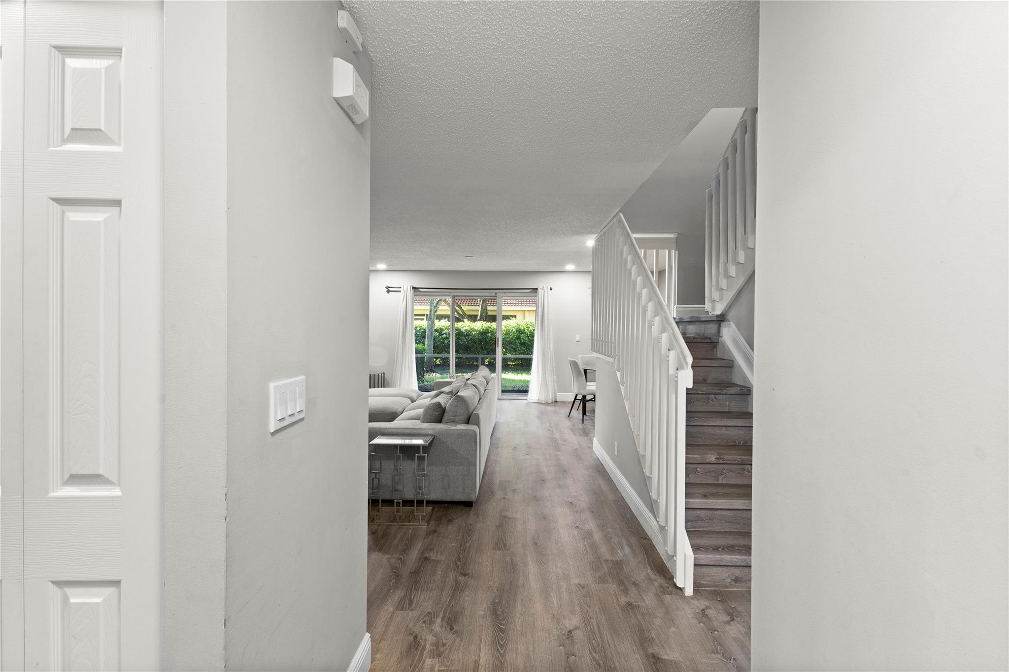 MELEAR - Residential