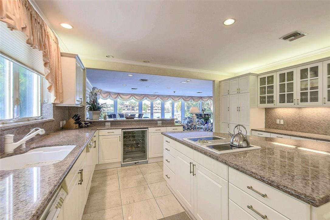 ISLA BAHIA 47-27 B - Residential