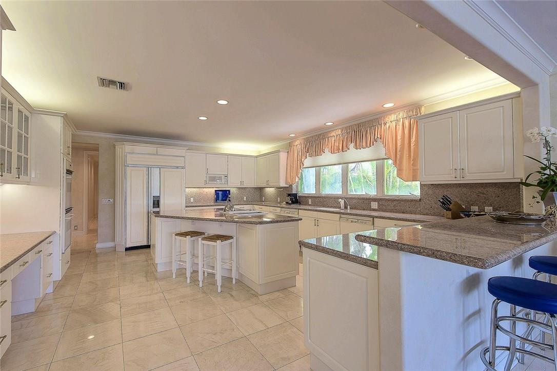 ISLA BAHIA 47-27 B - Residential