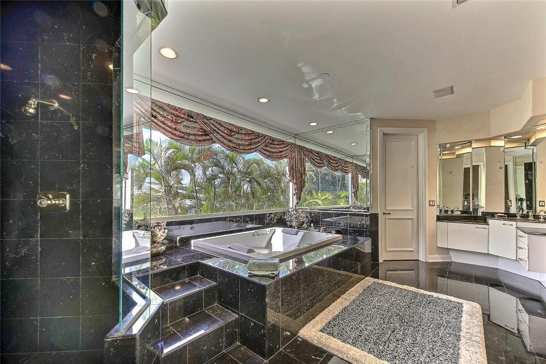 ISLA BAHIA 47-27 B - Residential