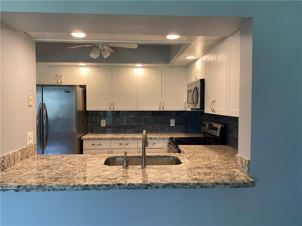 CAMBRIDGE AT CENTURY VILLAGE - Residential