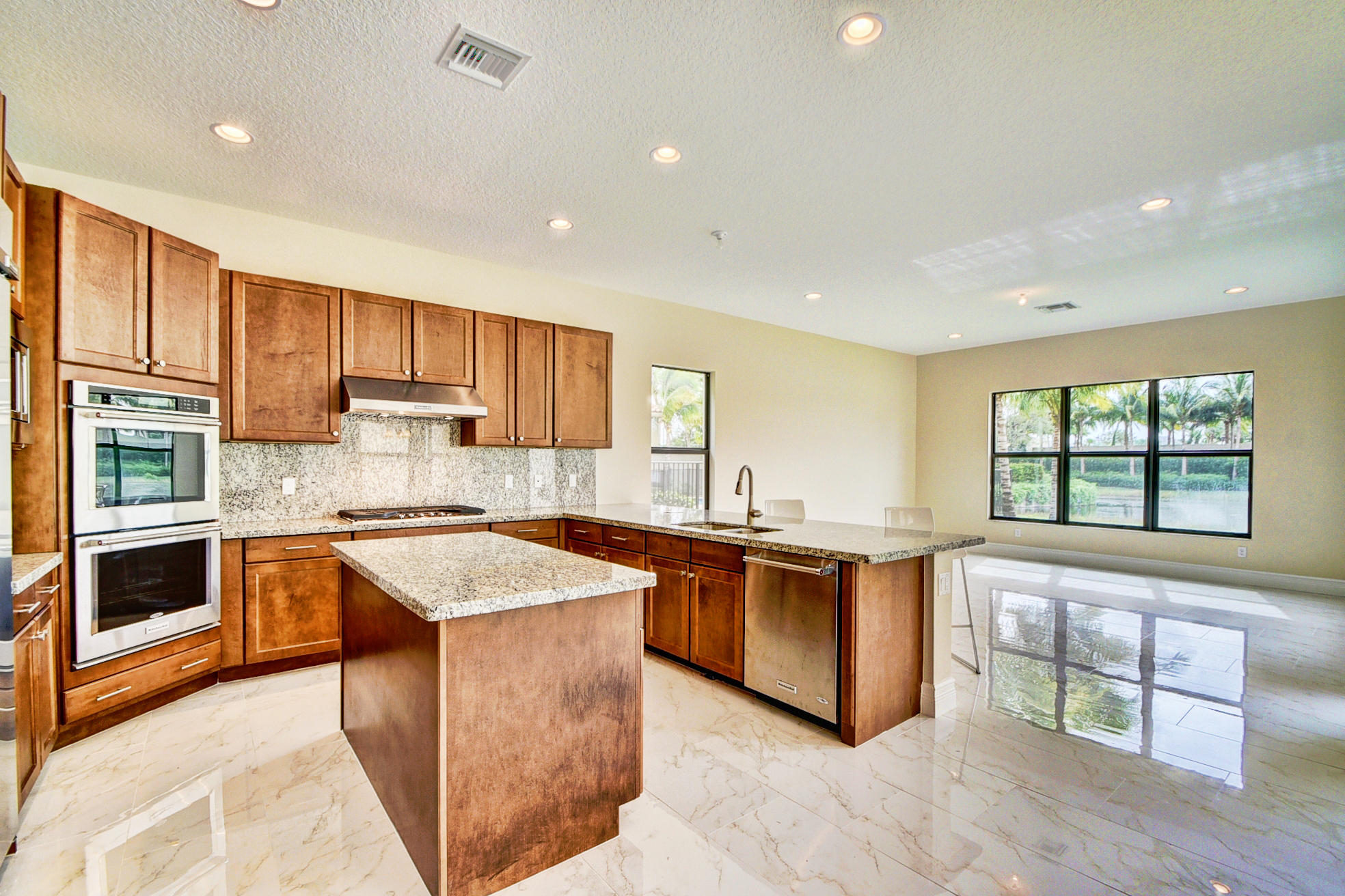 Seven Bridges - Residential