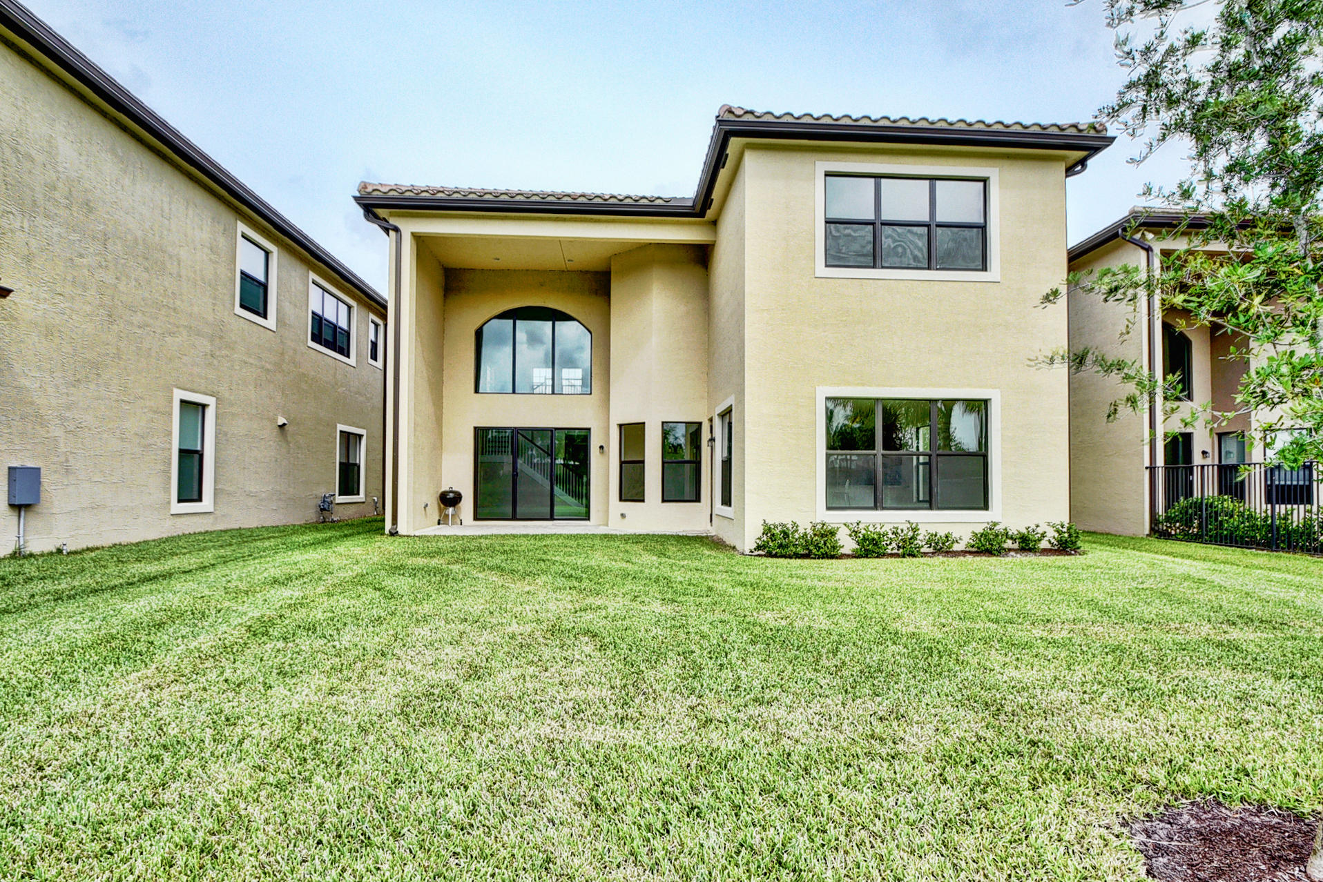 Seven Bridges - Residential